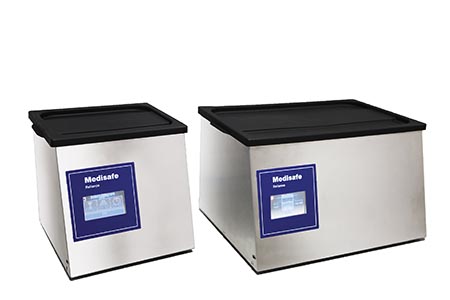 Table-top ultrasonic cleaner