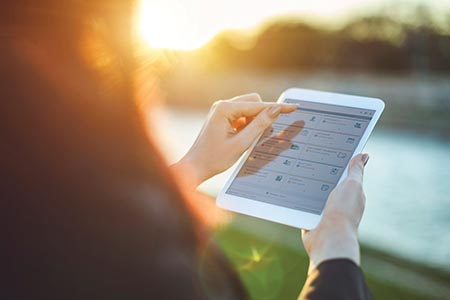 Smartphone app uses voice recordings to detect fluid in the lungs
