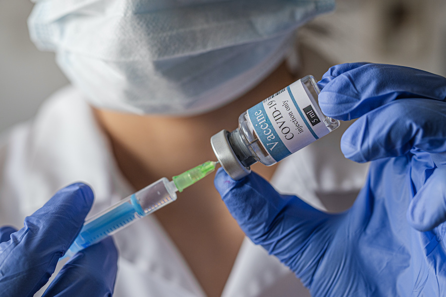 Fewer breakthrough COVID-19 infections with Moderna vaccine