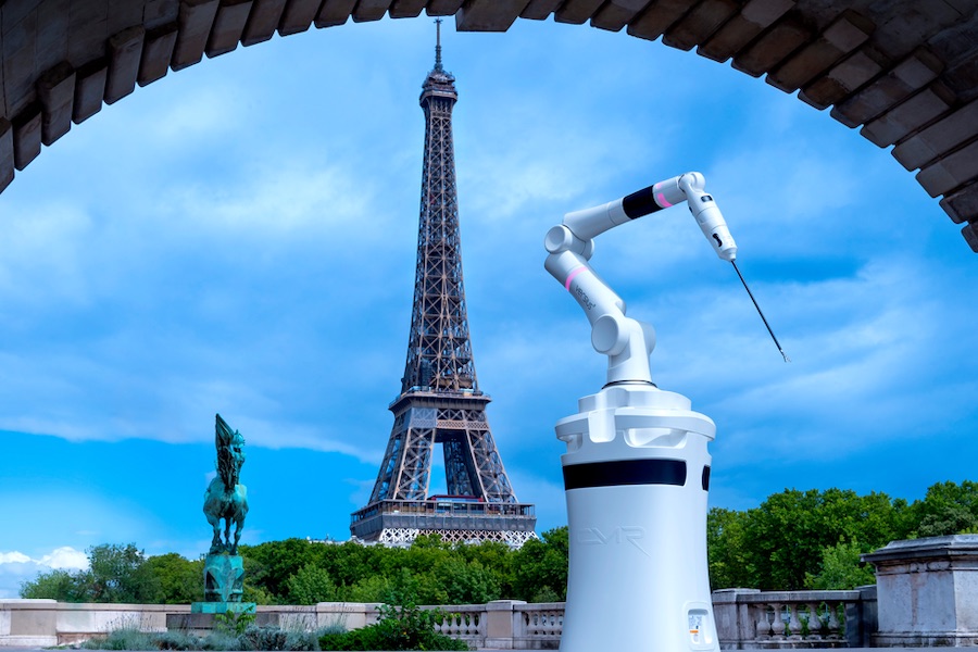 Institut Curie introduce Versius surgical robot as part of research partnership