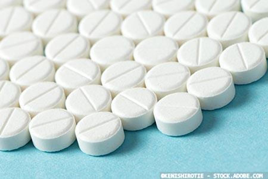 Aspirin as effective as blood thinner injections for preventing complications