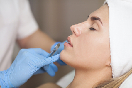 Consultation launched into unregulated cosmetic procedures