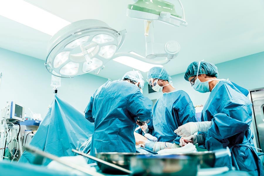 Mitigating risks linked to  immobility during surgery
