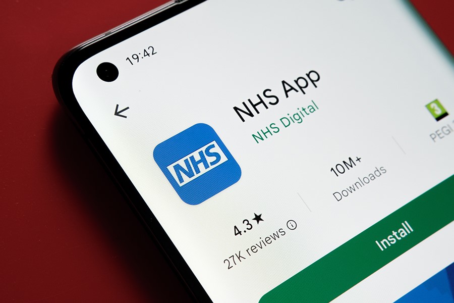 Libraries supporting more people to use NHS App