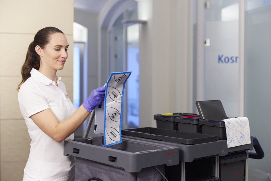 Mop eliminates the risk of cross-contamination
